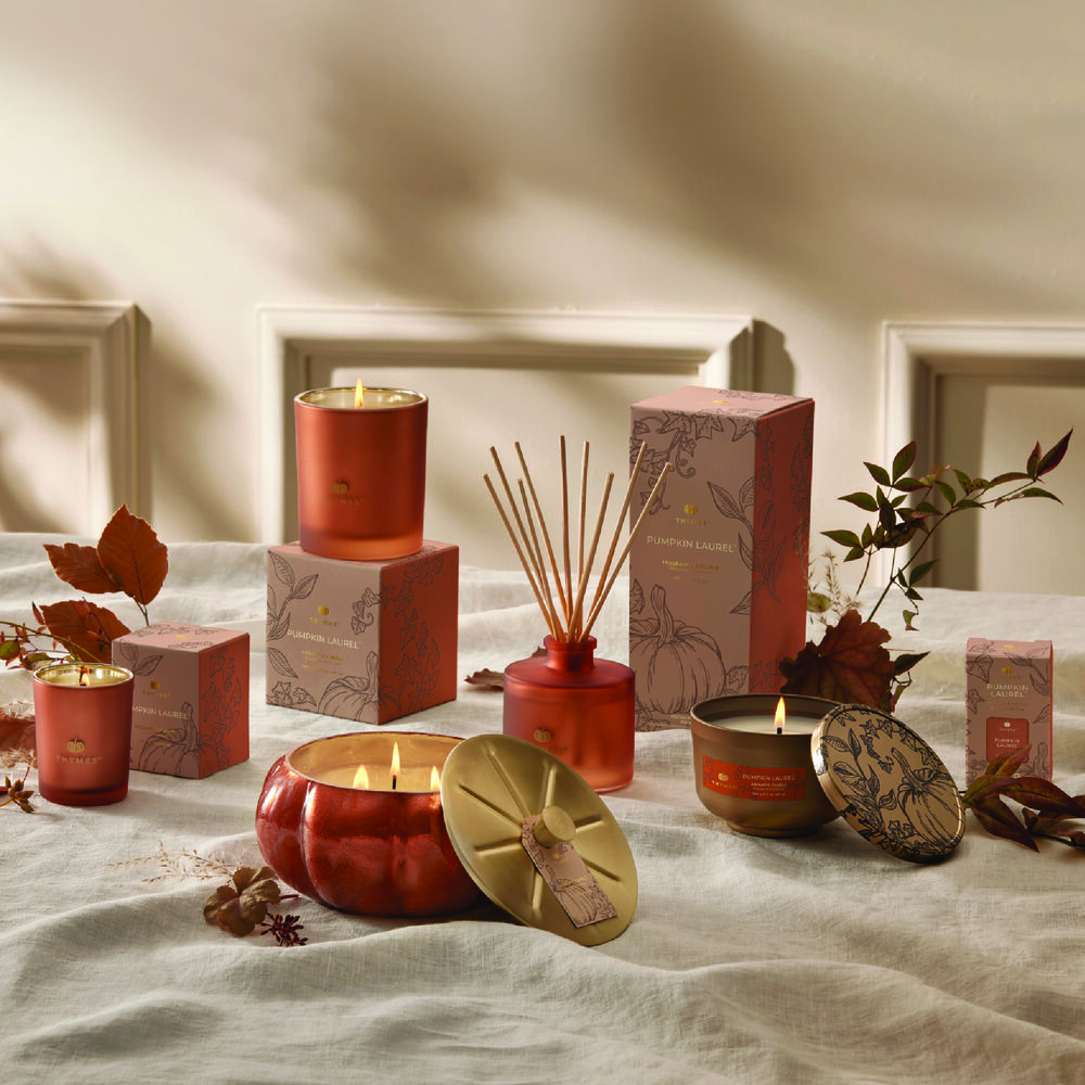 thymes-pumpkin-laurel-aromatic-candle image number 3